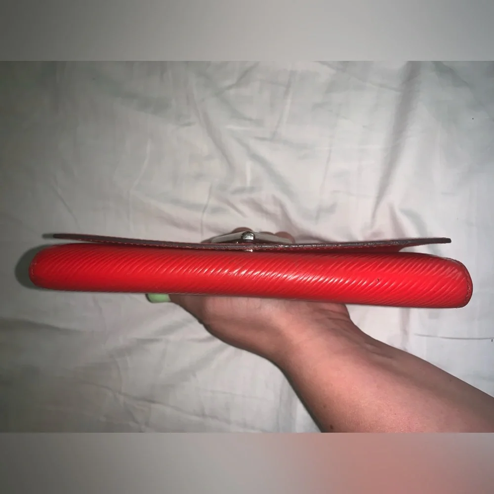 Authentic Red Louis Vuitton Epi Twist Wallet - Picture 8 of 9
